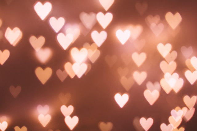 heart shaped blurred lights